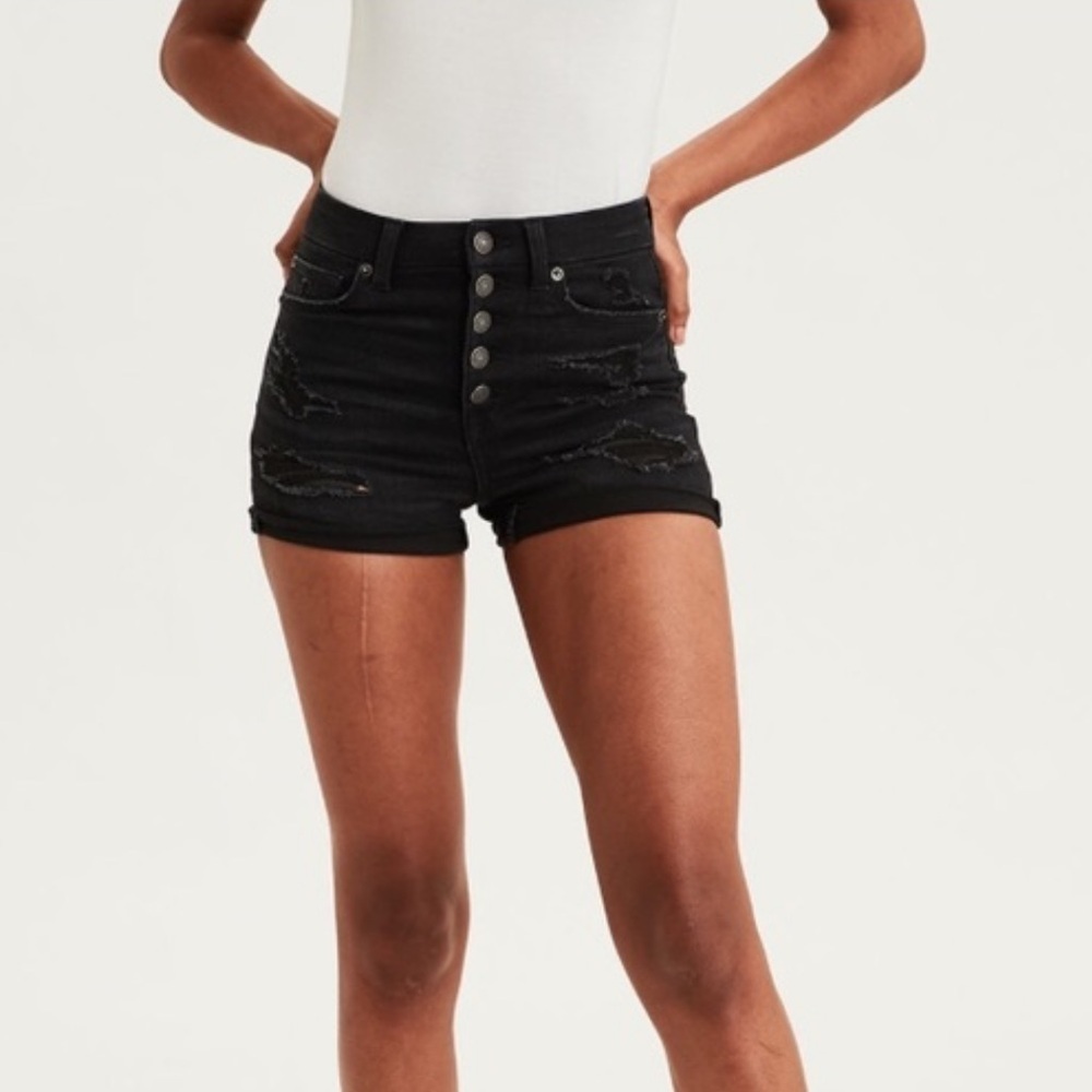 AMERICAN EAGLE Super Hi-Rise Shortie In Black